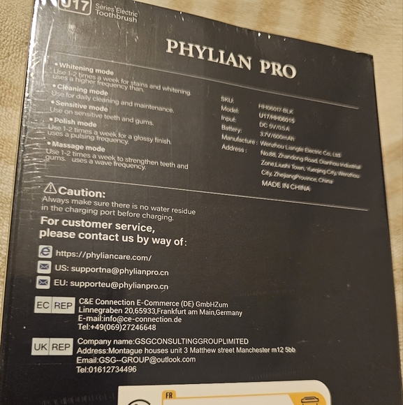 Black Sonic Electric Toothbrush. Great For Christmas! 🎅 - Picture 2 of 3